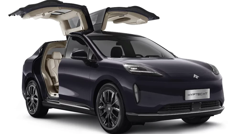 SUV Aion Diuji Tabrak di Kampung Halamannya, Ini Hasilnya